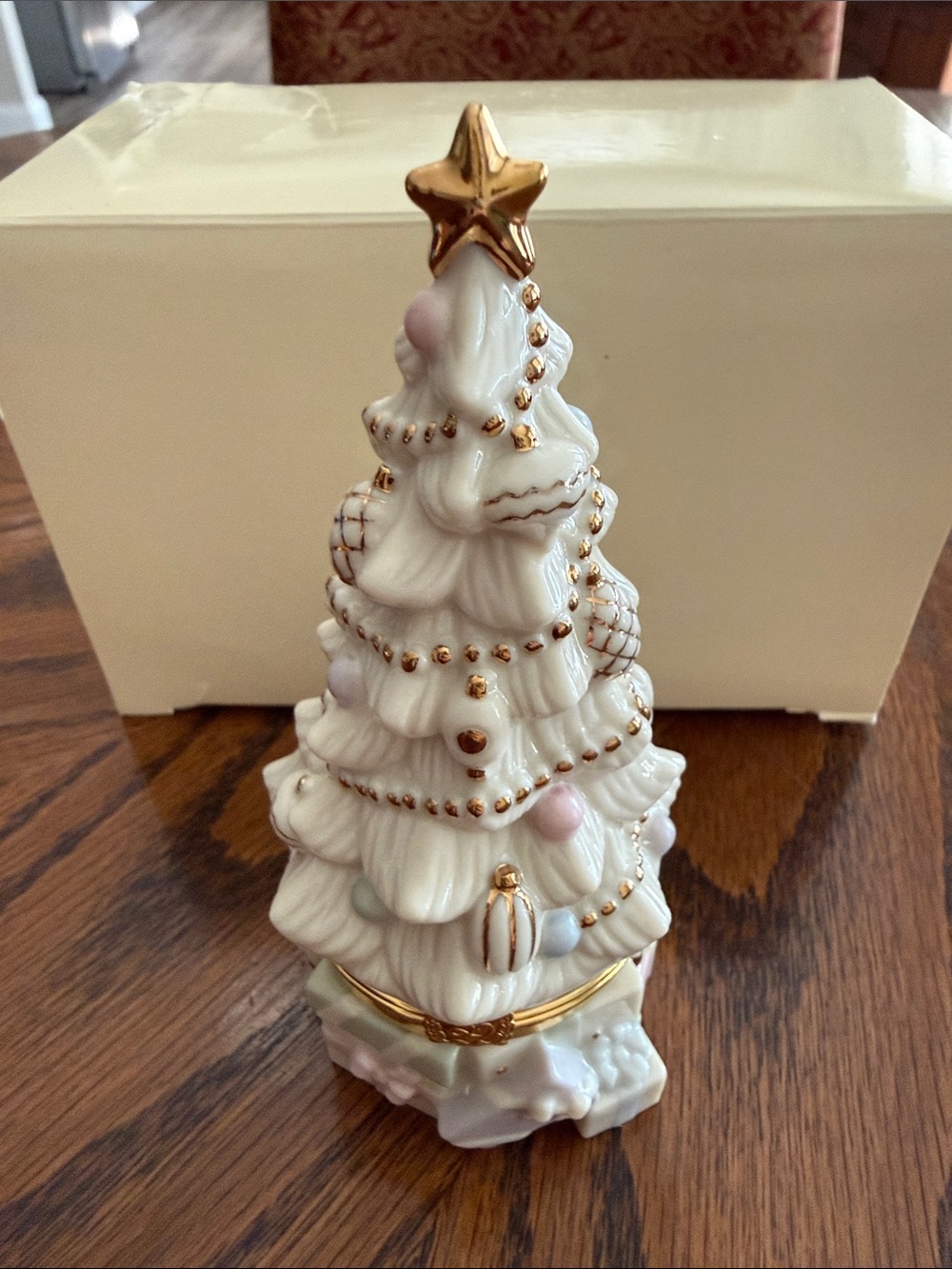 Lenox Gold Club Christmas Tree Treasure Box 🎄 Porcelain Trinket Box